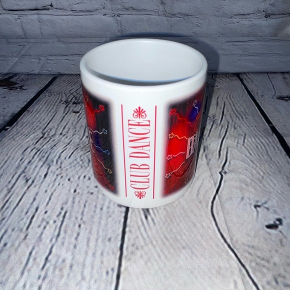 “Club Dance” coffee mug - Picture 2 of 3
